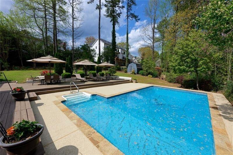 3811 Valley Green Drive