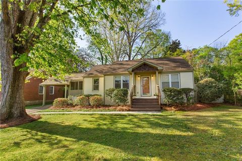 Photo of 2529 Amelia Avenue, Decatur, GA 30032 (MLS # 7742948)