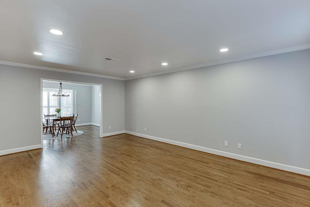 102 Defoors Mill Drive, Atlanta, Georgia image 5