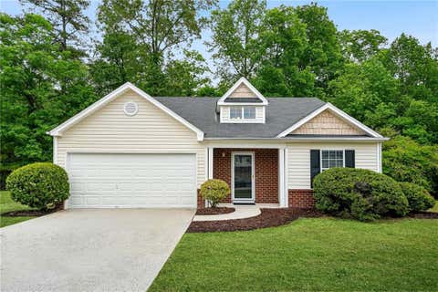 Homes For Sale - 6753 Merrywood Drive<br/> Fairburn, GA 30213