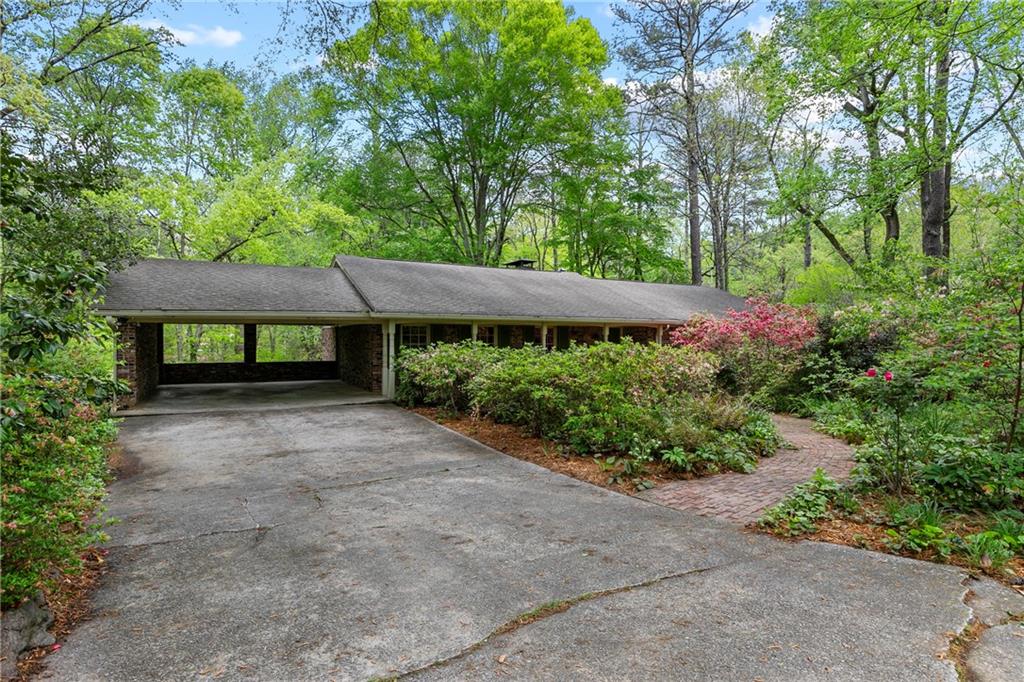 1725 Timberland Road, Atlanta, Georgia image 1