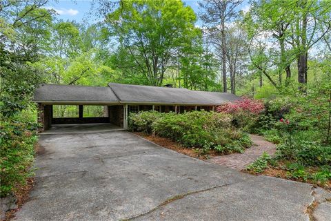 1725 Timberland Road NE Atlanta GA 30345