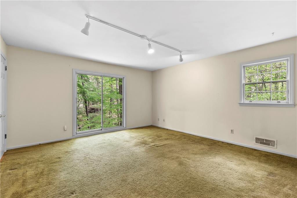 1725 Timberland Road, Atlanta, Georgia image 21