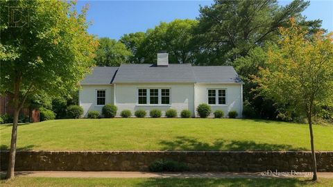 458 Shannon Drive SW Atlanta GA 30310
