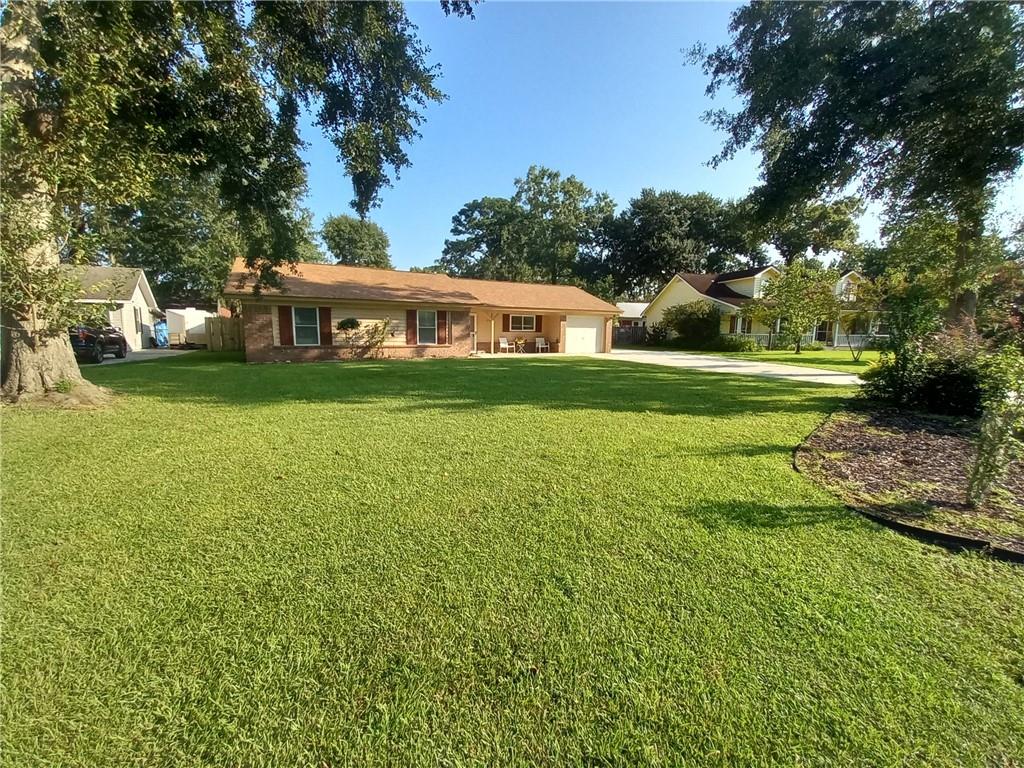 1114 Forest Drive