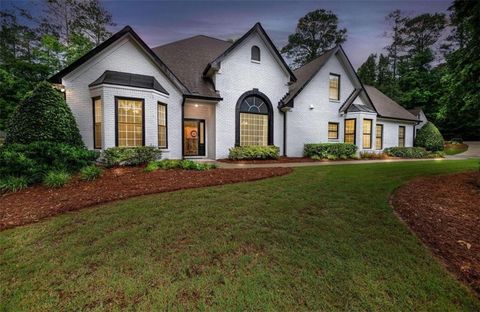 Single Family Residence in Loganville GA 7004 Memory Lane.jpg