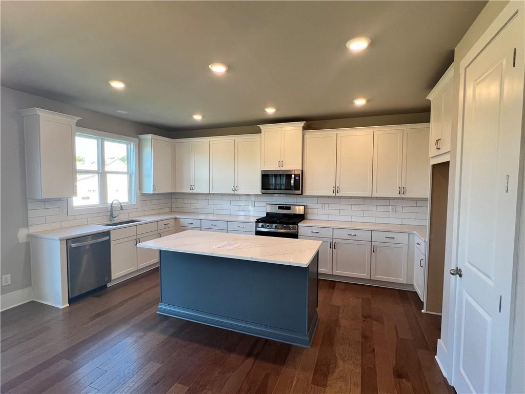 321 Willow Cove