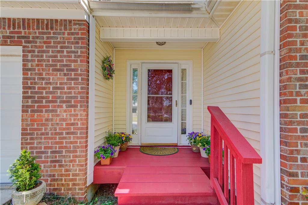 3095 Willow Park Drive, Dacula, Georgia image 3