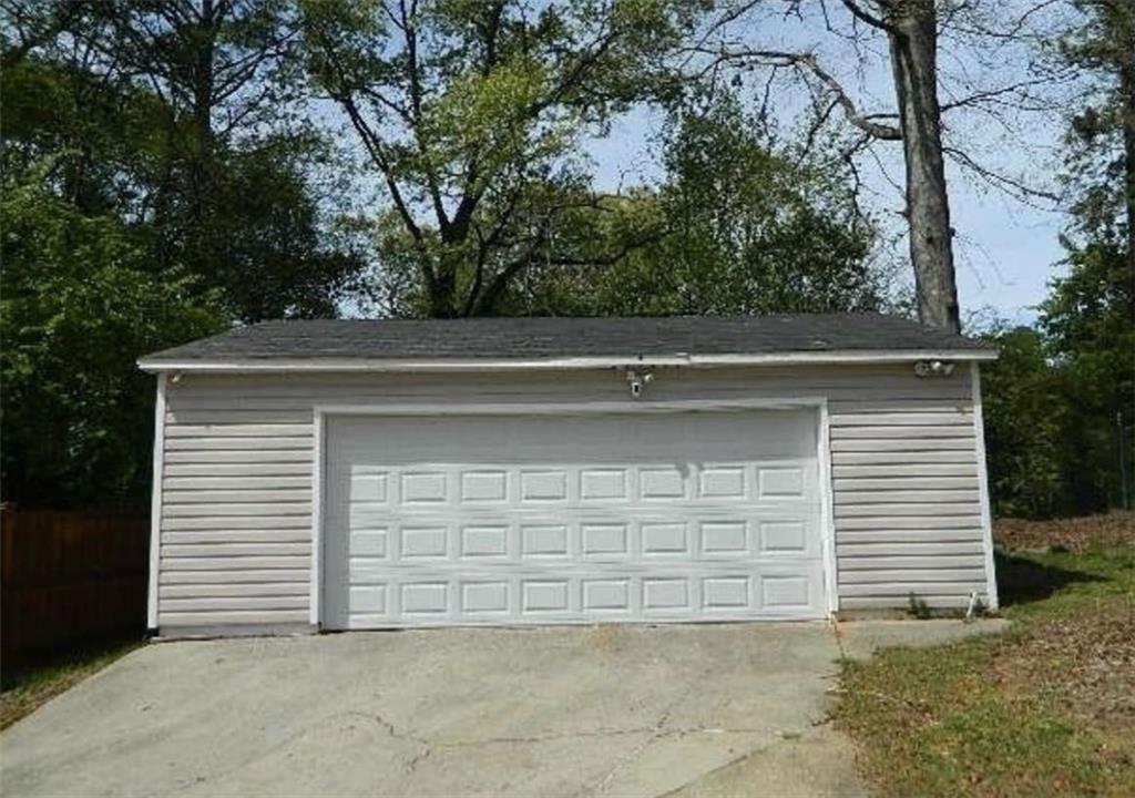 756 Post Road Way