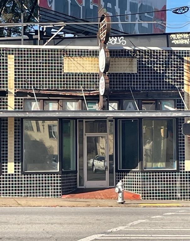 Welcome to your new business home! There are 5 amazing Commercial storefront properties available in a vibrant and bustling area with the premier exposure of a busy street front with ample foot traffic and nearby residences. There is parking on the street and back of the building on Charles Allan. Located .4 miles from Ponce City Market, each property can be customized and is perfect for retail, real estate office, attorney's office, insurance agency, coffee shop, tax preparers' office or other ventures looking to be in the heart of one of Atlanta's most notable neighborhoods. With its large front windows, you'll have plenty of natural light and an excellent opportunity for eye-catching displays to attract customers. See details for each space: 432 Ponce de Leon/C3-Approximately 1040 sq ft; End storefront property w/loft, storage, closet and bathroom. Has an access door for the back of the property. Lease amount- $4800; 434 Ponce de Leon /B2- Approximately 896 sq ft; Middle storefront property w/storage closet and bathroom. Has an access door for the back of the property. Lease amount- $3200 436 Ponce de Leon /A1- Approximately 896 sq ft; Corner storefront property w/storage closet and bathroom. Has an access door for the back of the property. Lease amount- $3400 696 Charles Allen Dr.- Approximately 525 sq ft; Storefront property w/storage area and bathroom. Has an access door for the back of the property. Lease amount- $3200