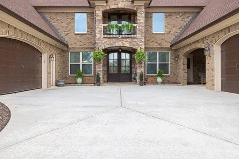 401 Sara Court, Loganville, GA 30052 - MLS#: 7563688