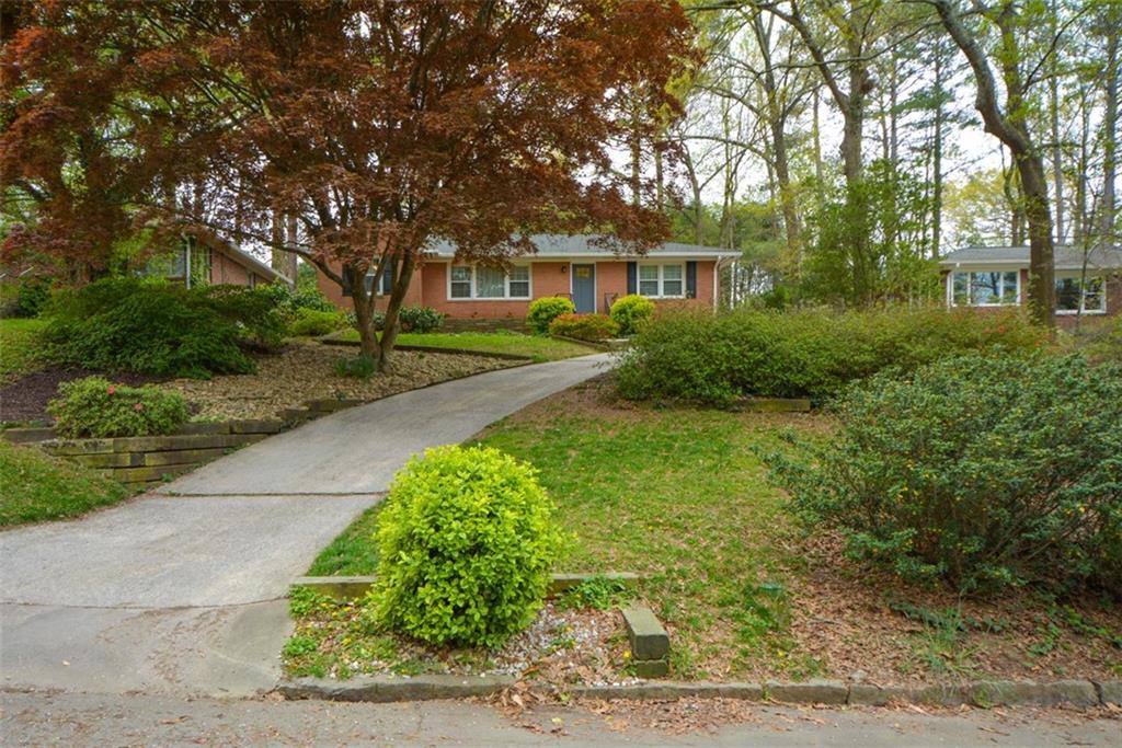 1245 Briar Hills Drive NE