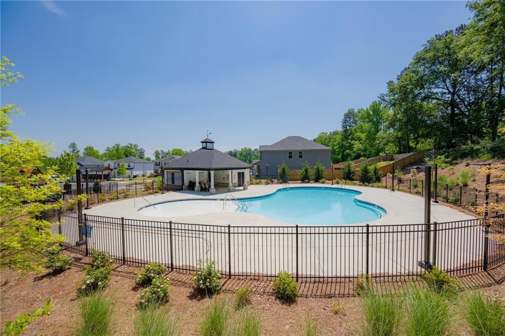 4929 Dufour Drive, Lilburn, Georgia image 45
