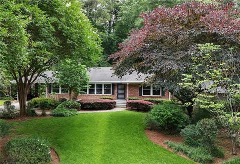 Photo of 1437 N Amanda Circle NE, Atlanta, GA 30329 (MLS # 7779294)