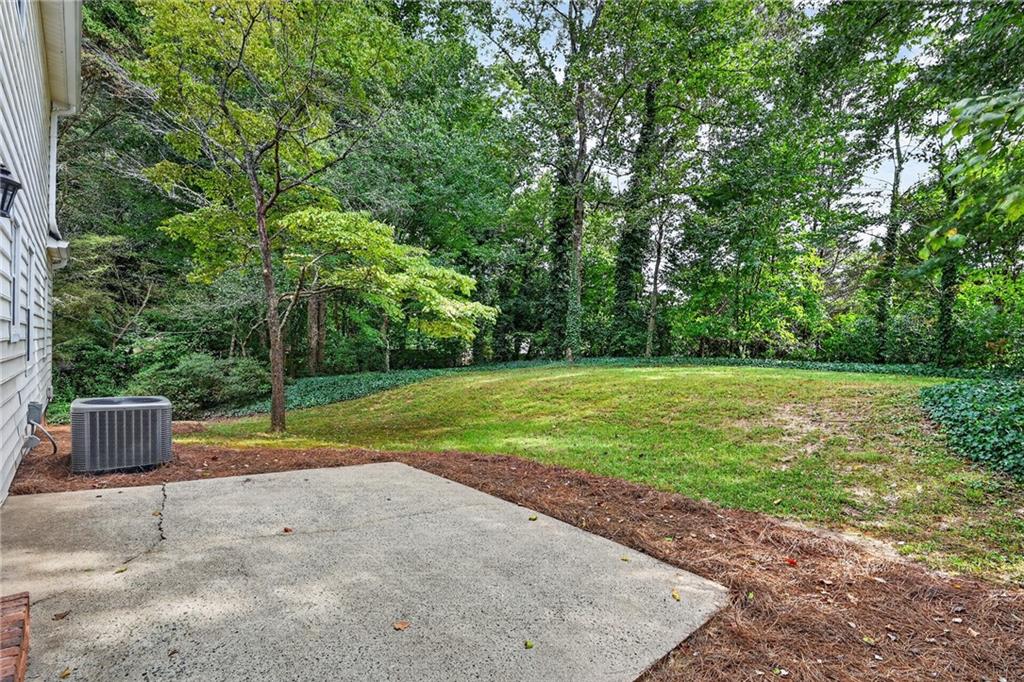 2750 Holly Ridge Circle