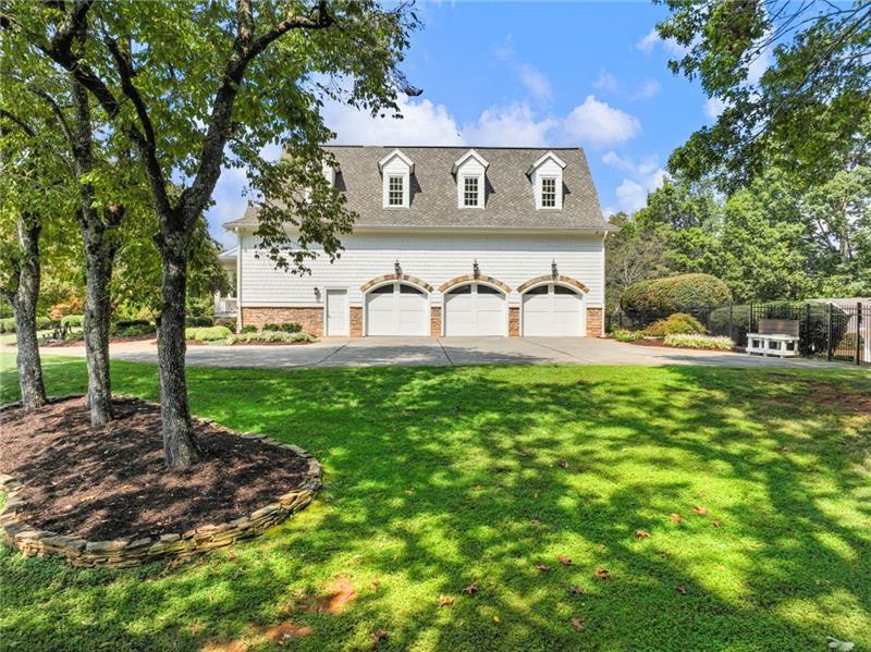 Dawsonville, Georgia, 30534, United States, 6 Bedrooms Bedrooms, ,9 BathroomsBathrooms,Residential,Active,2051999