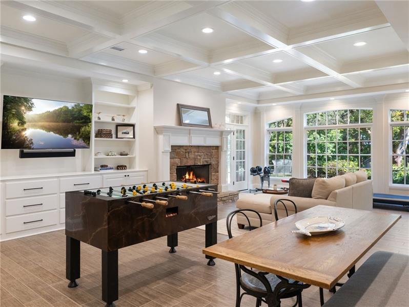 Dawsonville, Georgia, 30534, United States, 6 Bedrooms Bedrooms, ,9 BathroomsBathrooms,Residential,Active,2051999