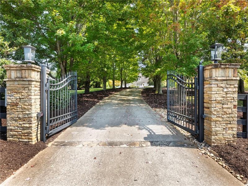 Dawsonville, Georgia, 30534, United States, 6 Bedrooms Bedrooms, ,9 BathroomsBathrooms,Residential,Active,2051999