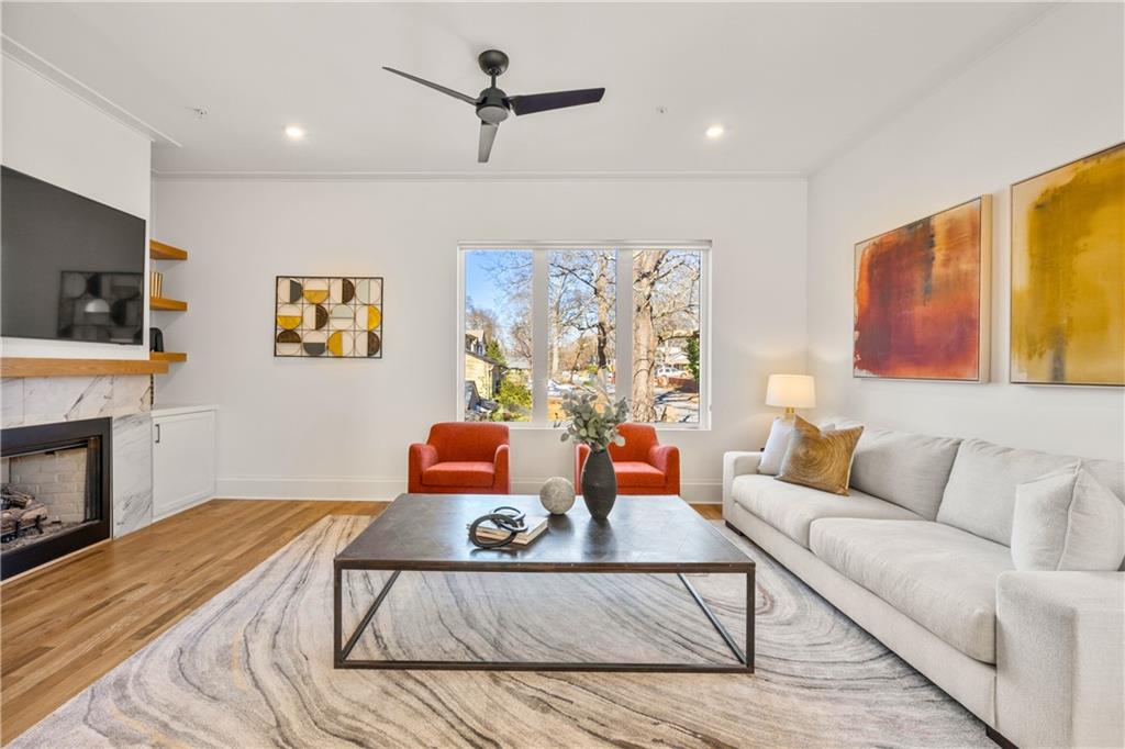 1836 Memorial Drive 303