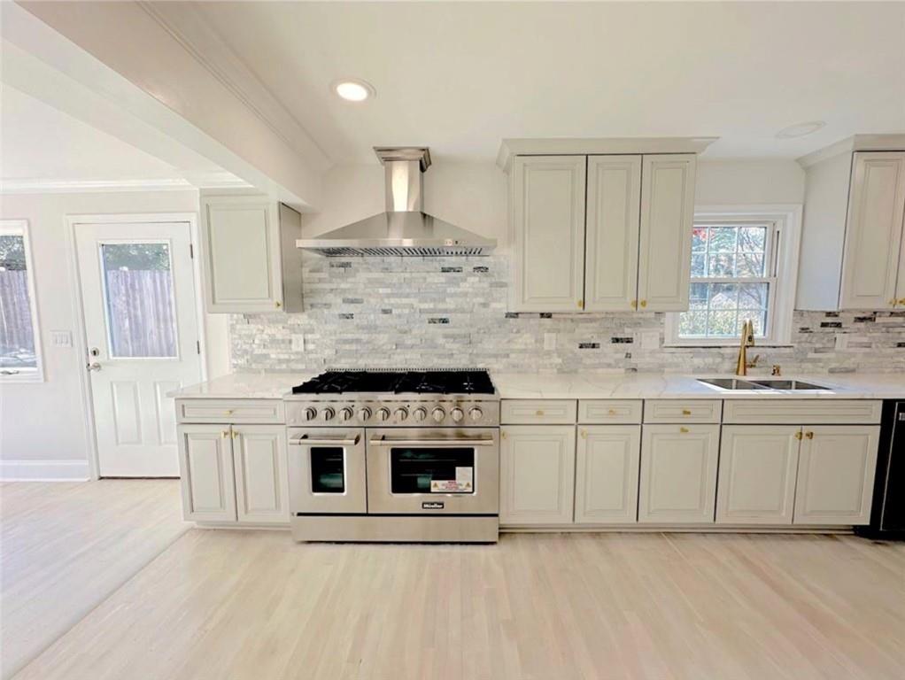 663 Foxcroft Circle SE