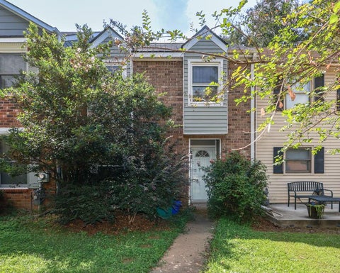 Townhouse For Rent - 5031 Bell Drive<br/> Smyrna, GA 30080
