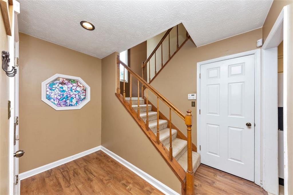 916 Forest Pointe Way, Jonesboro, Georgia image 11