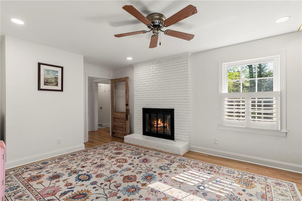 5641 Roberts Drive, Dunwoody, Georgia image 6