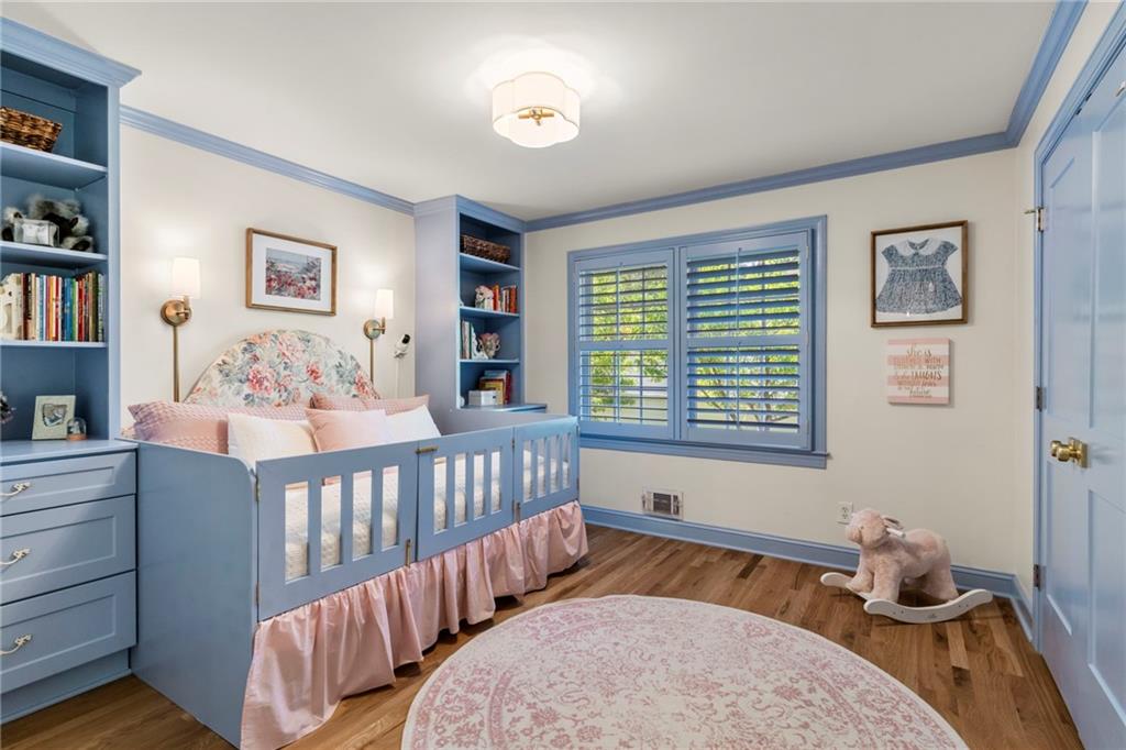 5641 Roberts Drive, Dunwoody, Georgia image 24