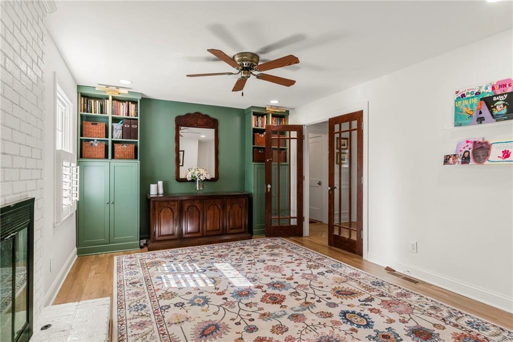 5641 Roberts Drive, Dunwoody, Georgia image 7