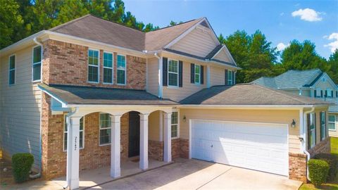 A home in Fairburn