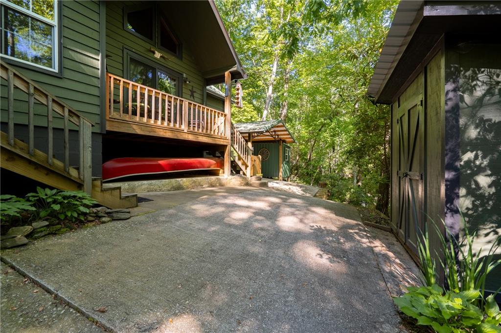 1180 Ruby Lake Drive, Hiawassee, Georgia image 3