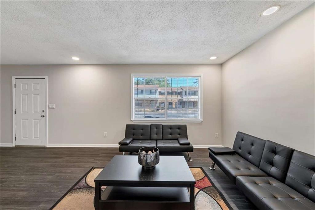 4701 Flat Shoals Road 43H