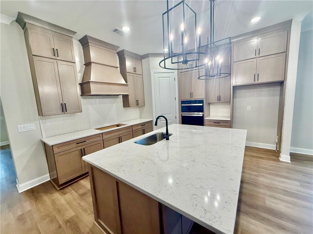 160 Cherokee Drive S