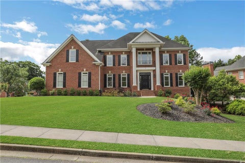 Homes For Sale - 455 Majestic Cove<br/> Milton, GA 30004