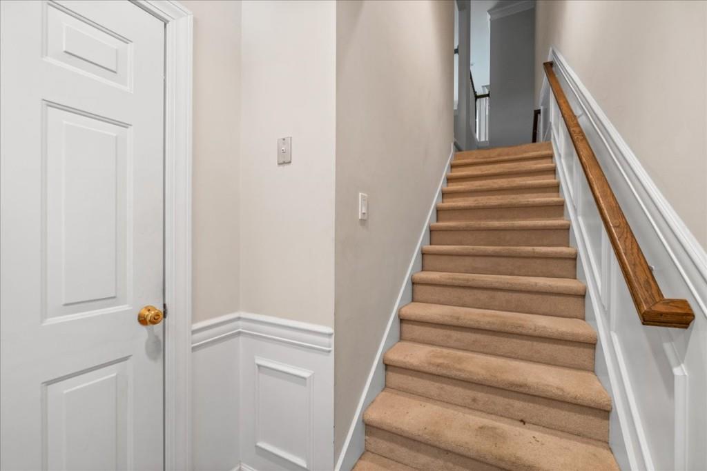 498 Vinings Estates Drive