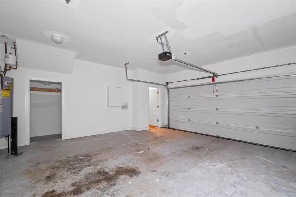498 Vinings Estates Drive