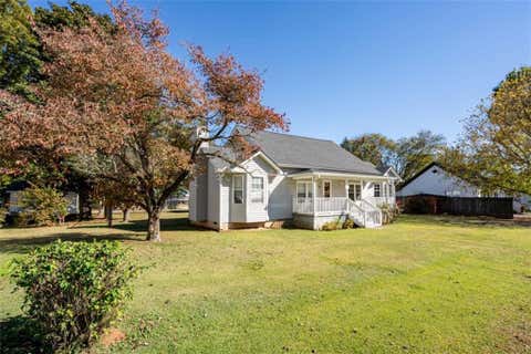 Homes For Sale - 11 Magnolia Street<br/> Aragon, GA 30104