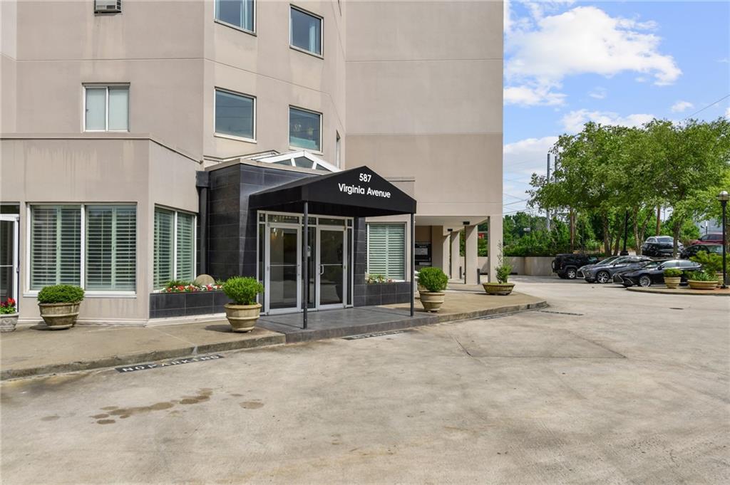 587 Virginia Avenue NE 1009