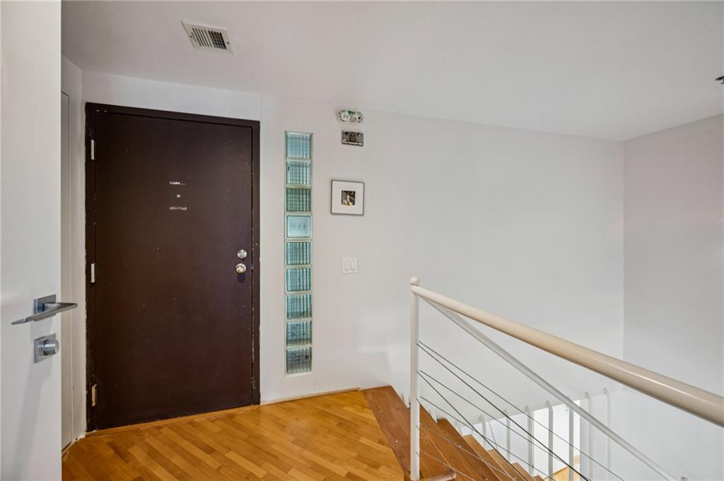 587 Virginia Avenue NE 1009