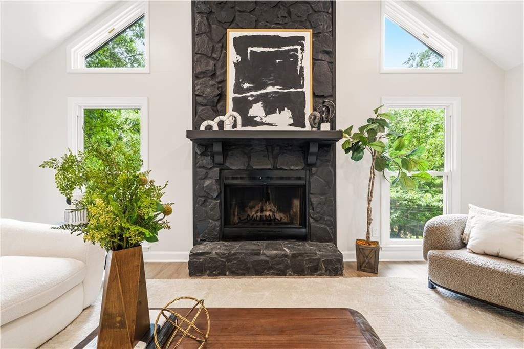 85 Geraldine Drive SE