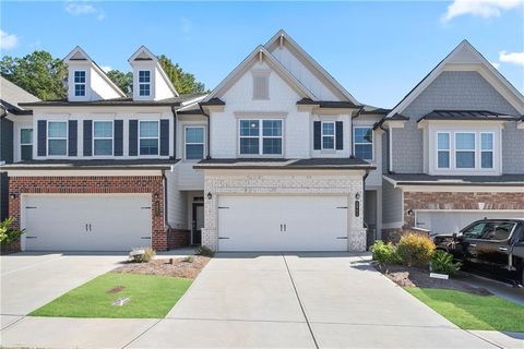 Townhouse For Sale - 2841 Thames Willow Way<br/> Suwanee, GA 30024