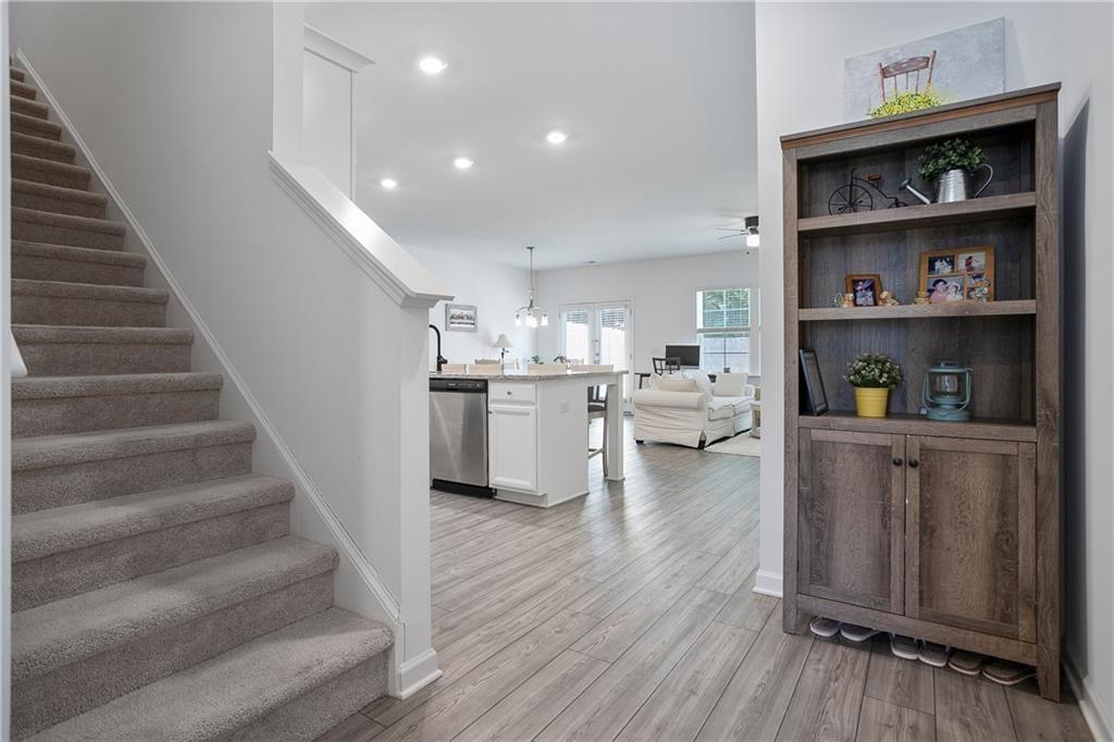 2841 Thames Willow Way