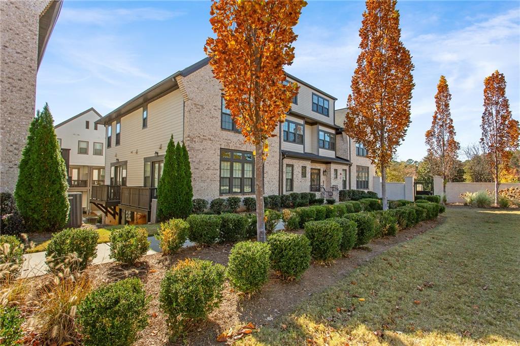 3933 Danube Lane 222