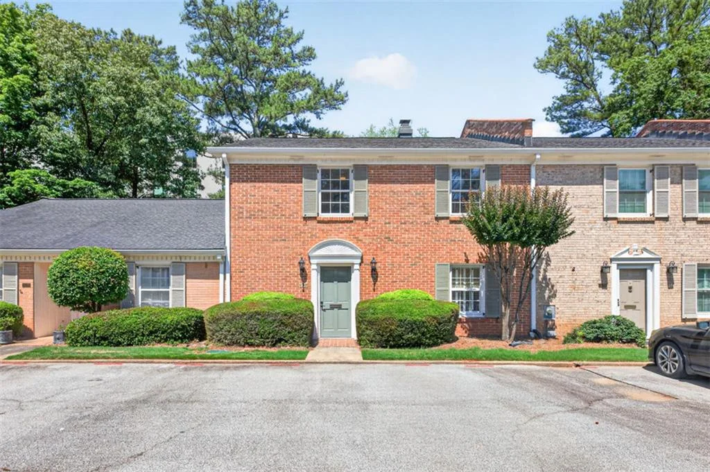 1631 Executive Park Lane NE