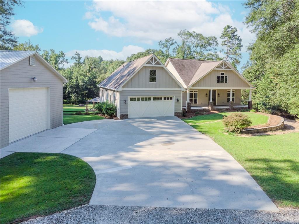 1571 Highway 124 W