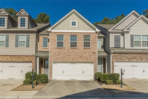 Townhouse For Sale - 5547 Radford Loop<br/> Fairburn, GA 30213