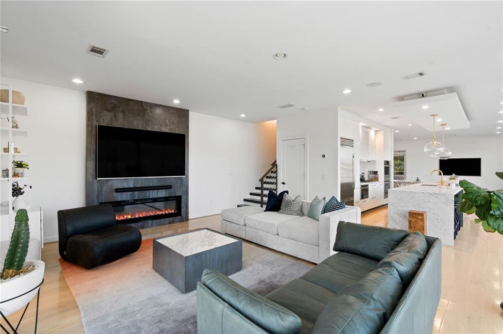 55 Chester Avenue SE
