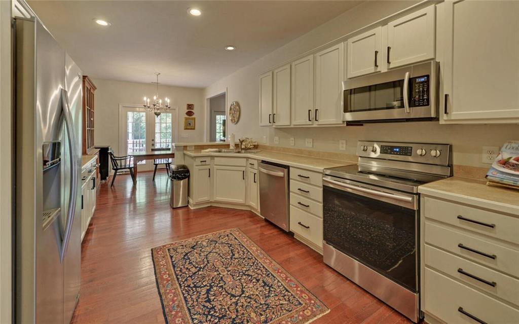922 Brenau Point Drive, Gainesville, Georgia image 14