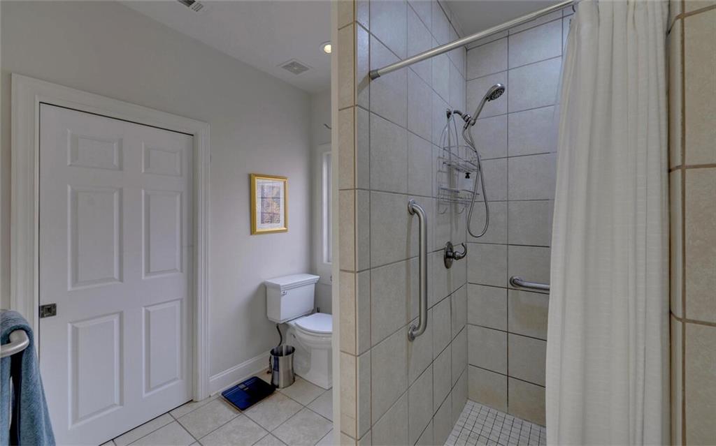 922 Brenau Point Drive, Gainesville, Georgia image 27
