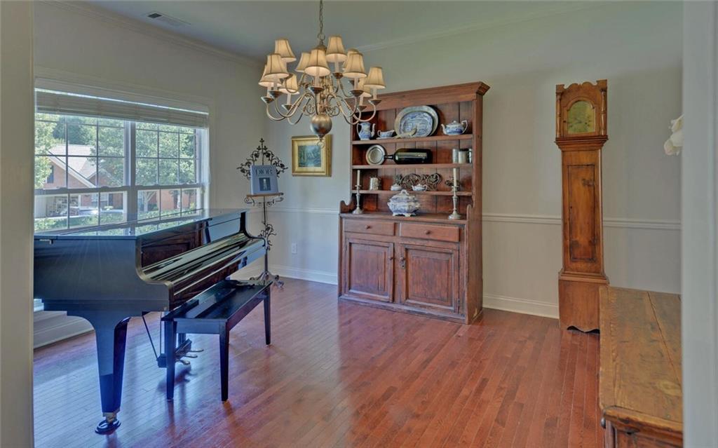 922 Brenau Point Drive, Gainesville, Georgia image 4
